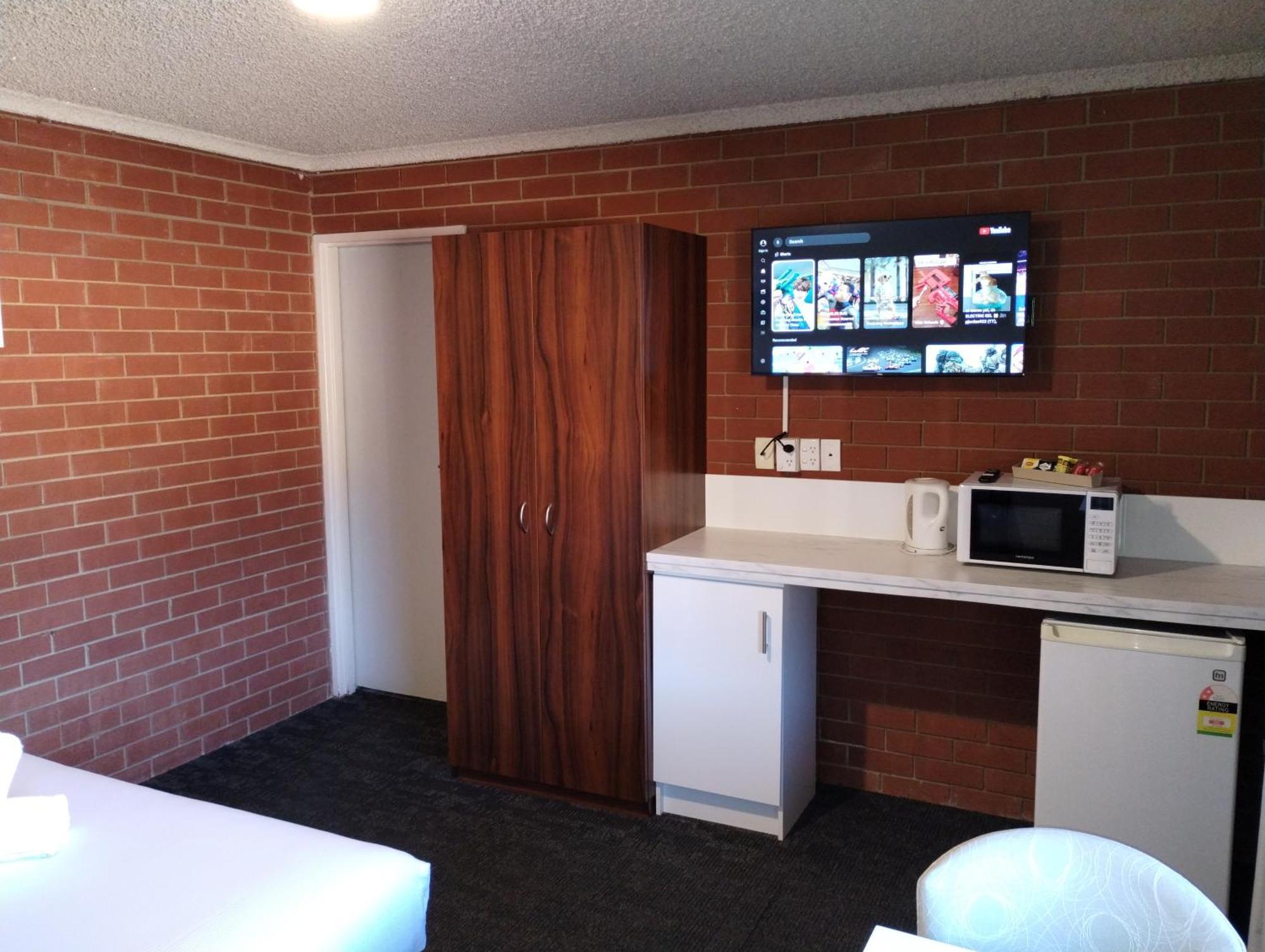 Junction Motel Wagga ウォガウォガ エクステリア 写真