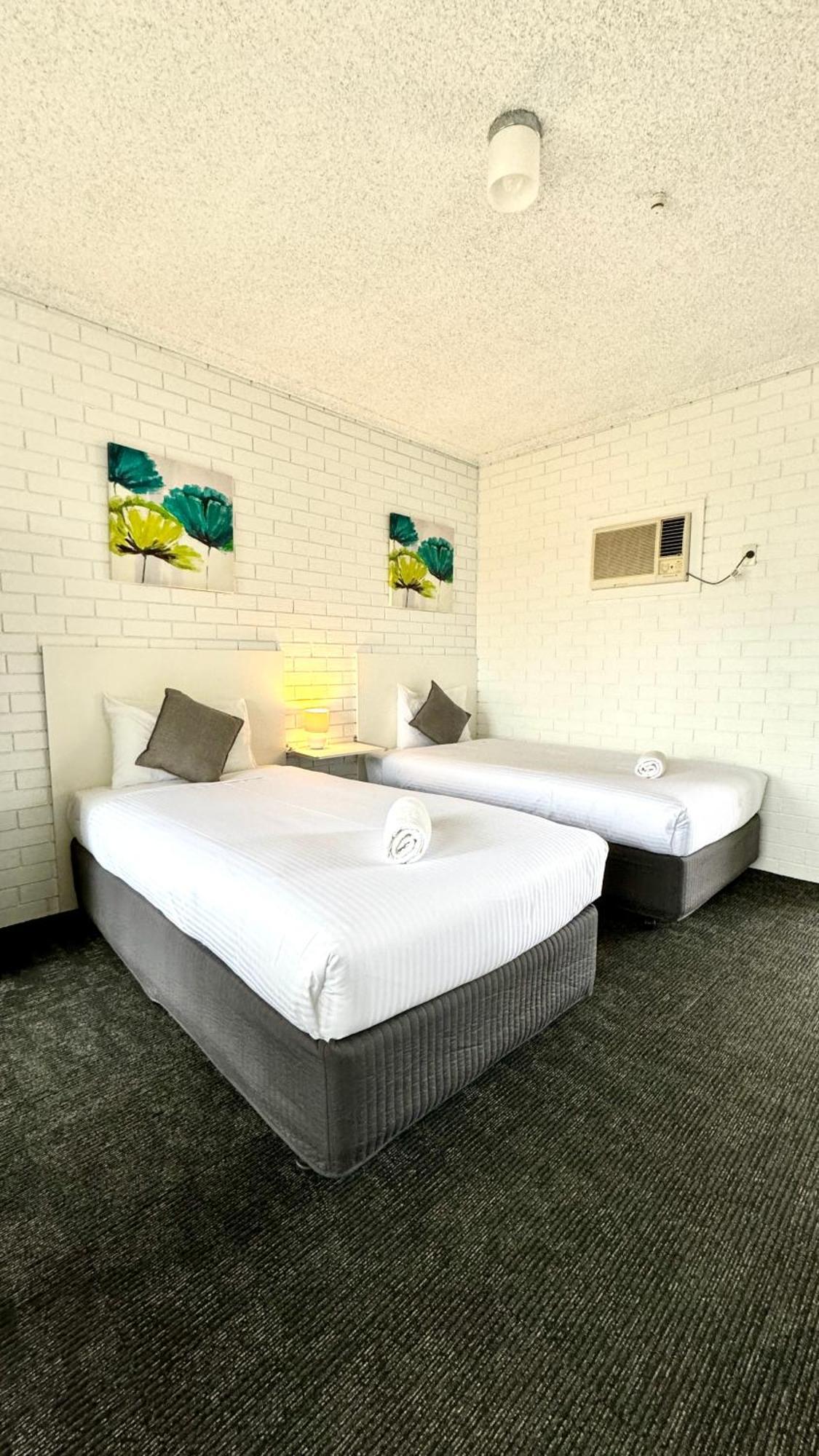 Junction Motel Wagga ウォガウォガ エクステリア 写真