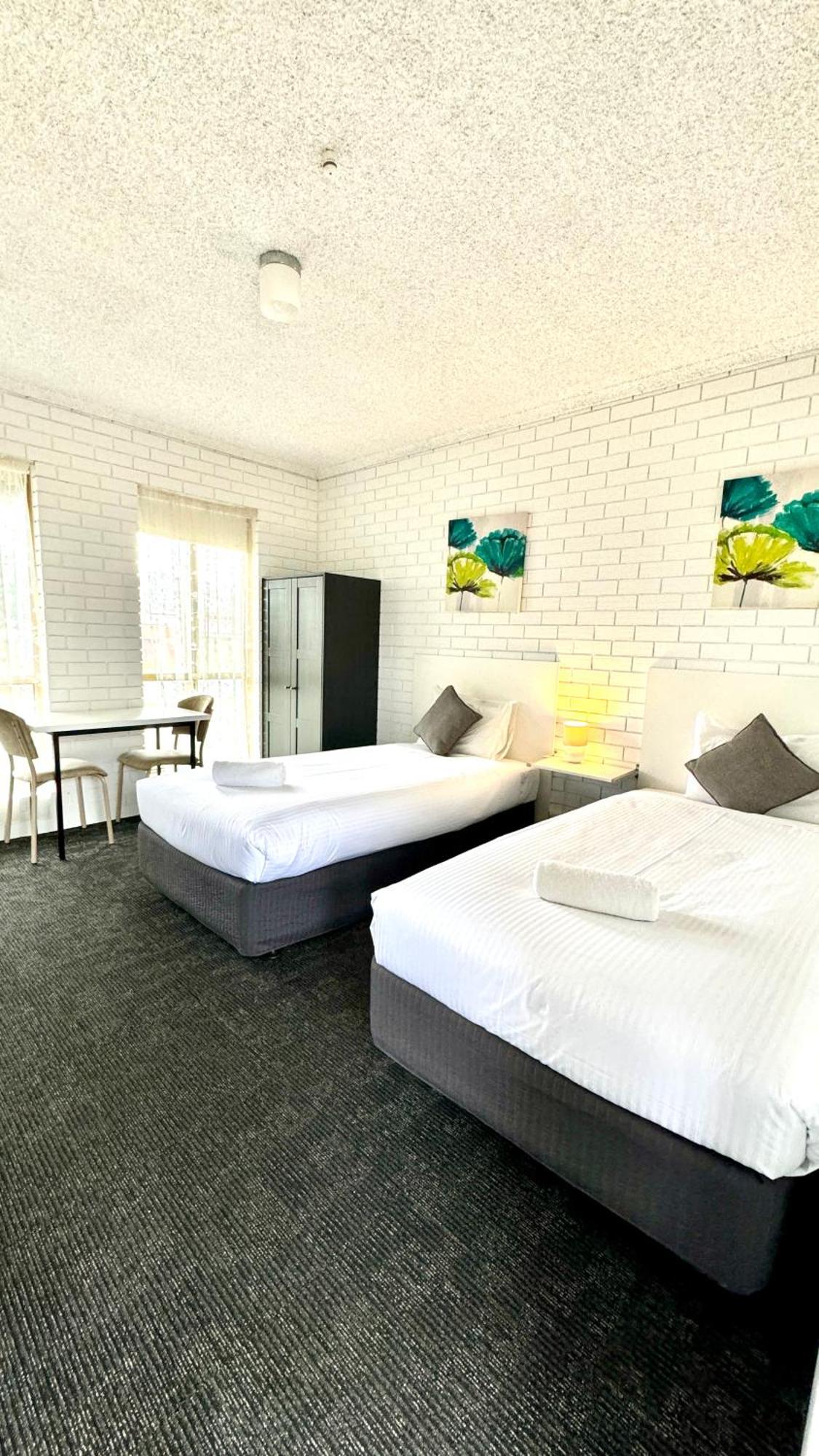 Junction Motel Wagga ウォガウォガ エクステリア 写真
